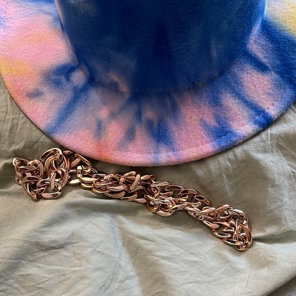 Tie dye hat - Picture 5 of 6